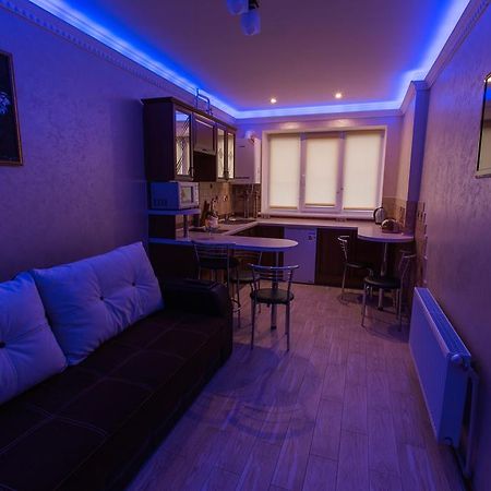 Modern Apartment On Akademika Sakharova 27A Ivano-Frankivsk Buitenkant foto