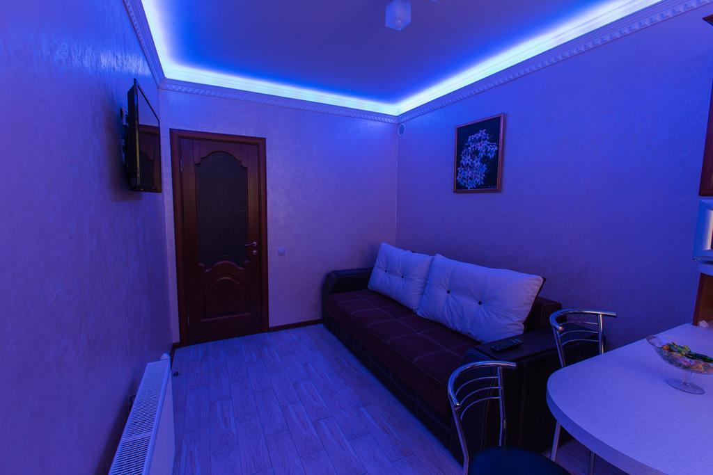 Modern Apartment On Akademika Sakharova 27A Ivano-Frankivsk Buitenkant foto